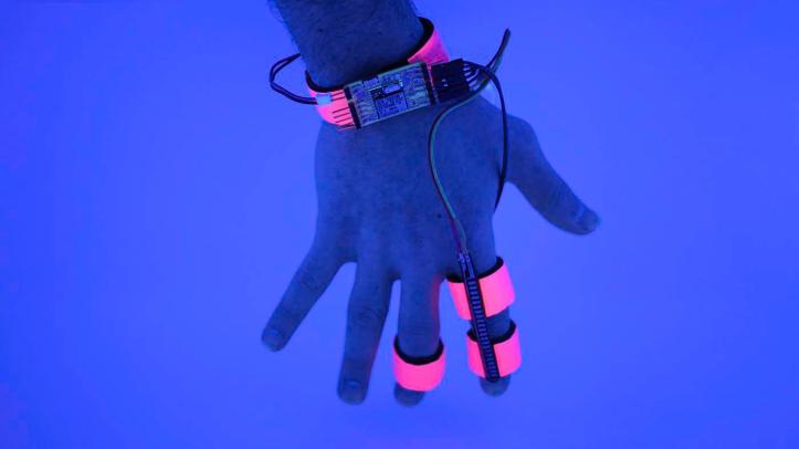DORMI, un "gant à rêves" inventé par le MIT